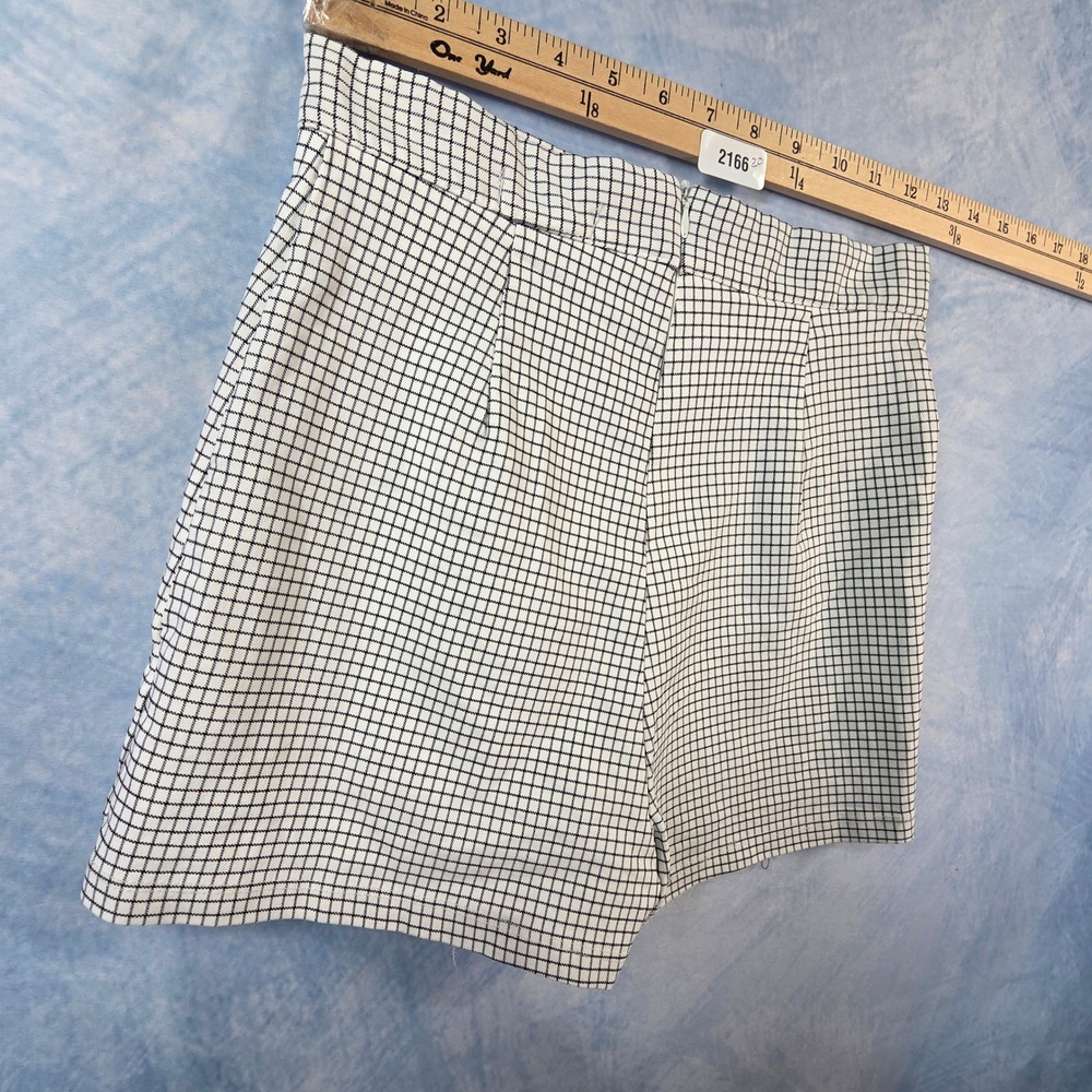 Altar'd State Womens Black White Grid Plaid Wrap Front Button Skort Size Small - Picture 6 of 6